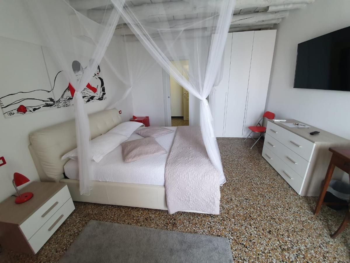Varazze Suite Sauna E Hammam المظهر الخارجي الصورة